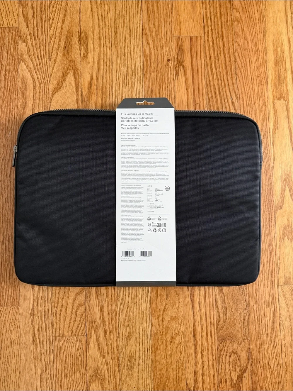 Targus Black Laptop Sleeve with Front Zipper Pocket